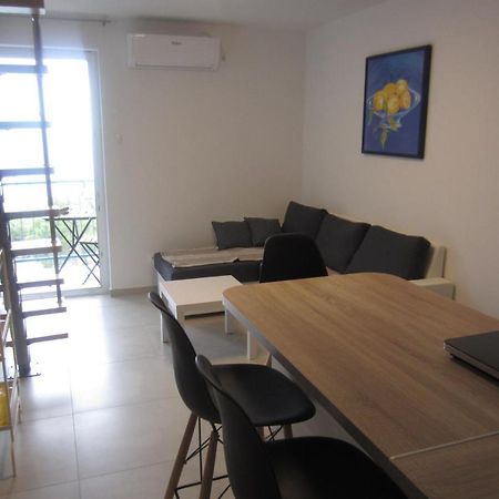 Apartman Valinor Miholascica ภายนอก รูปภาพ