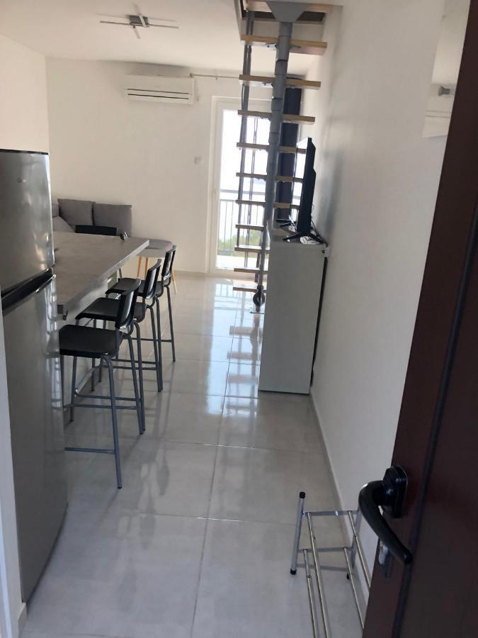 Apartman Valinor Miholascica ภายนอก รูปภาพ