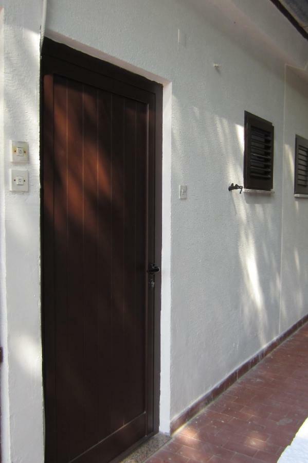 Apartman Valinor Miholascica ภายนอก รูปภาพ