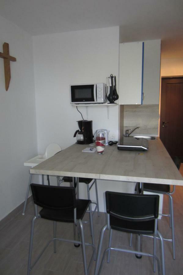 Apartman Valinor Miholascica ภายนอก รูปภาพ